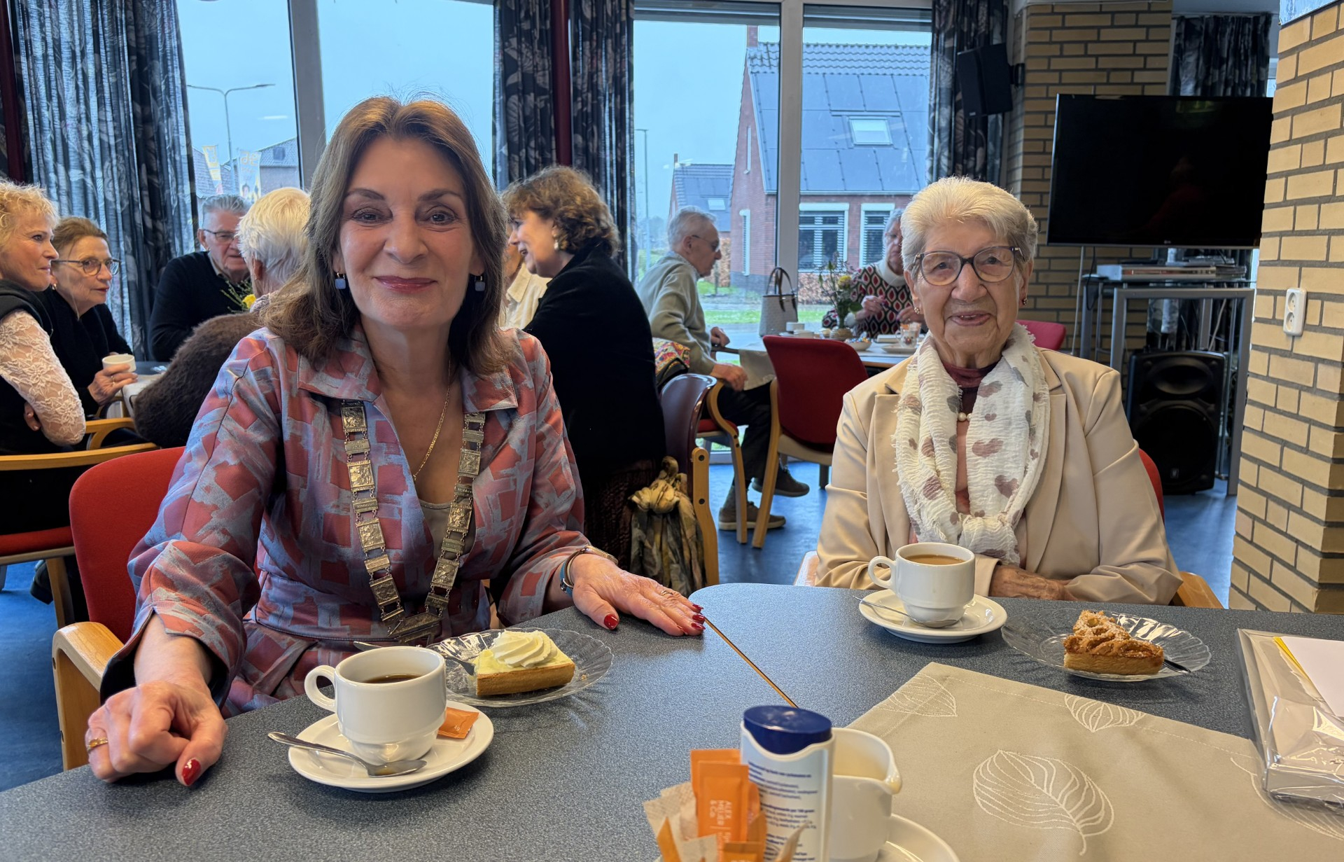 mevrouw opbroek 11 jaar