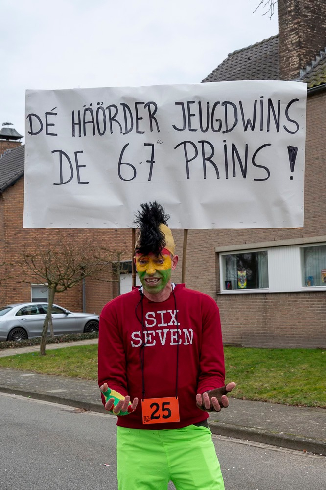 optocht 13.jpg